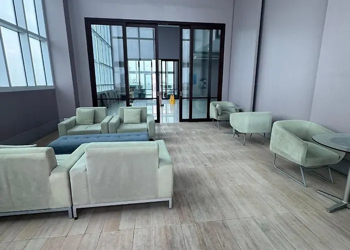 The Beacon Makati Aparthotel 3*